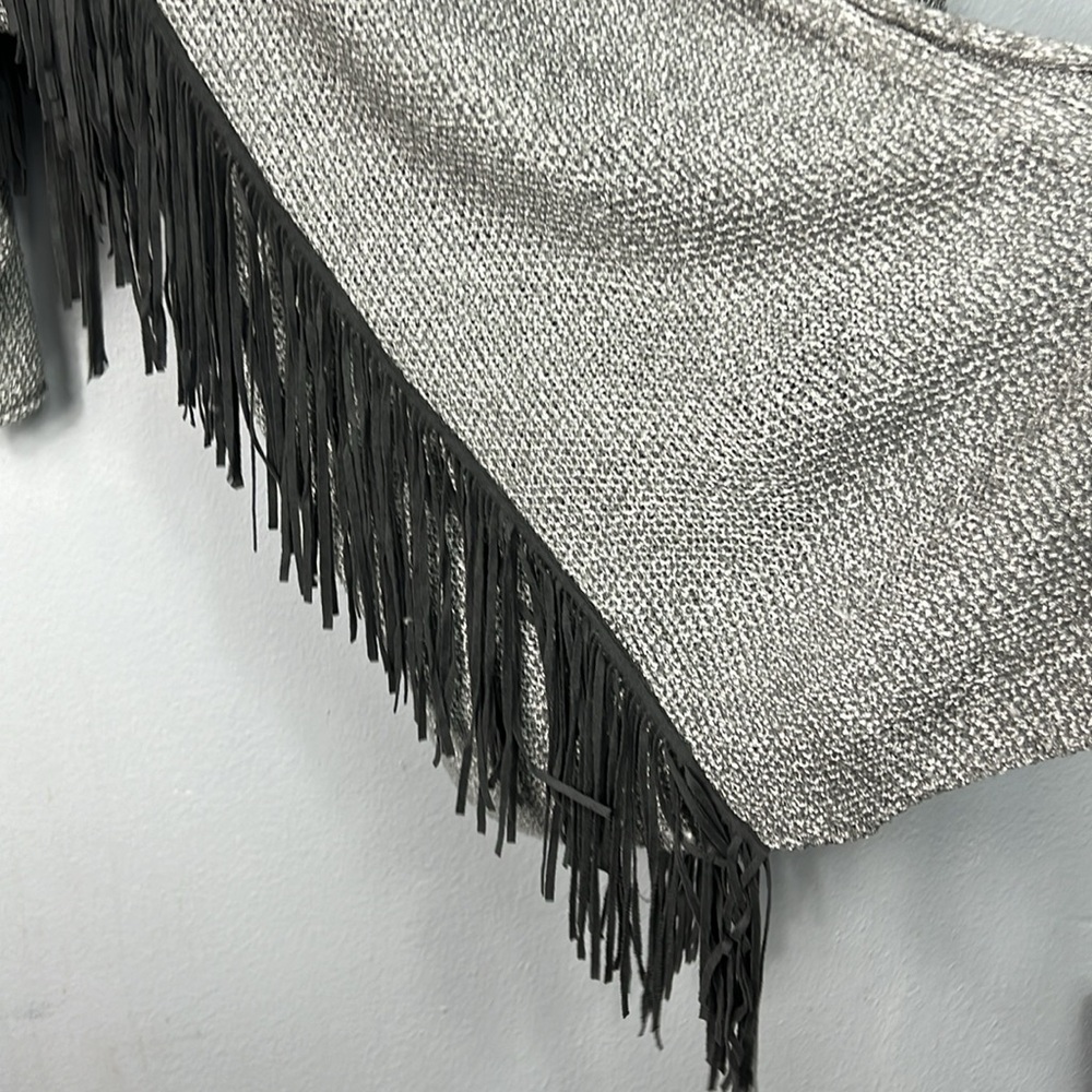 Chico’s Travelers Gray Fringe Open Front Cardigan Sweater Medium Size 8 - Picture 3 of 8